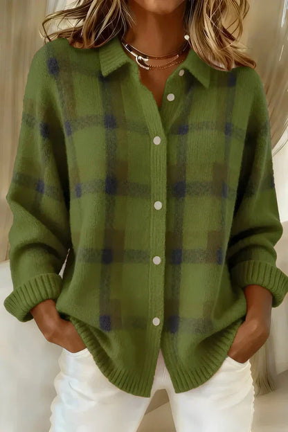 Kiora | Elegant & Cozy Checkered Cardigan
